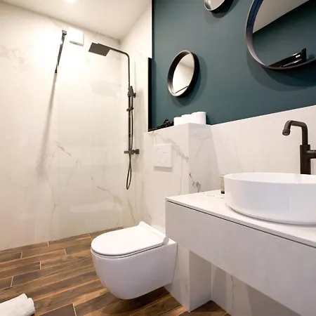 Appartamento Luxury Near Tour Eiffel Parigi