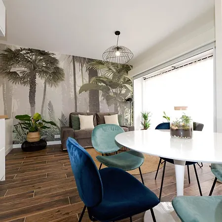 Appartamento Luxury Near Tour Eiffel Parigi